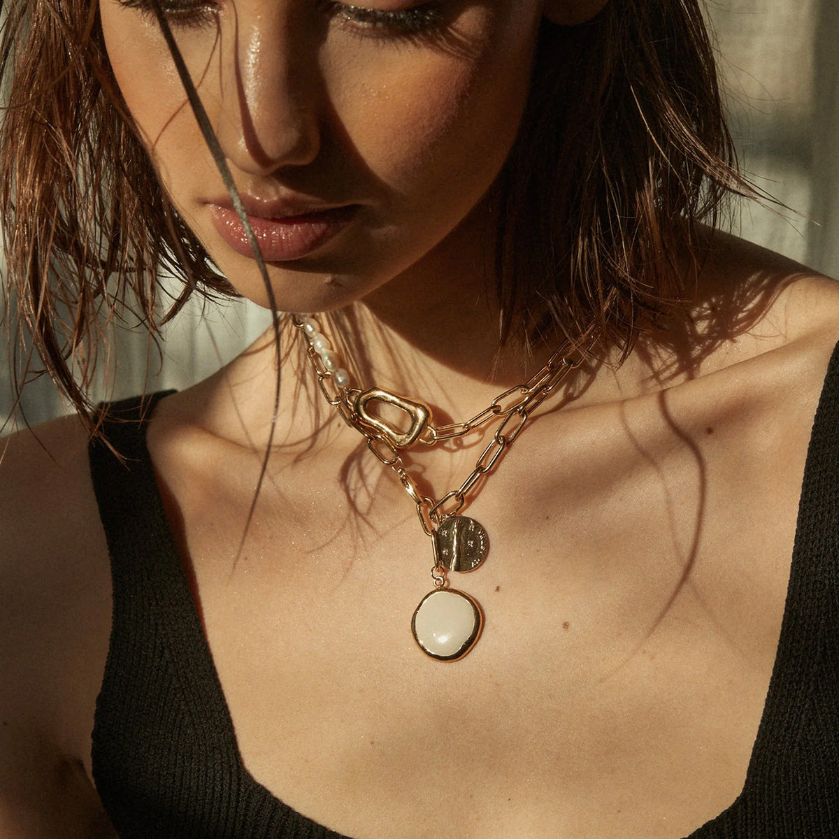 ELYSIA – Goldene Perlenkette mit Anhänger