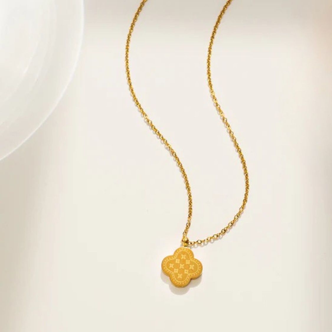 CELESTIA – Kleeblatt-Kette, 18K vergoldet