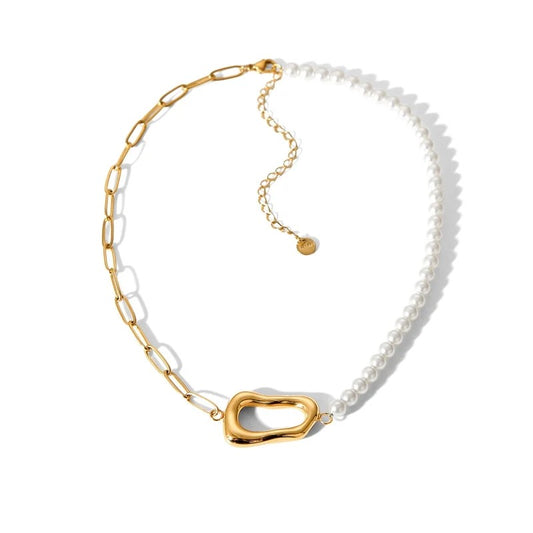 ELYSIA – Goldene Perlenkette mit Anhänger